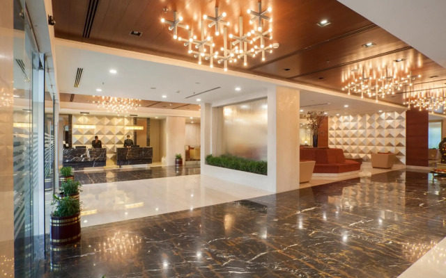 Dolphin Hotel