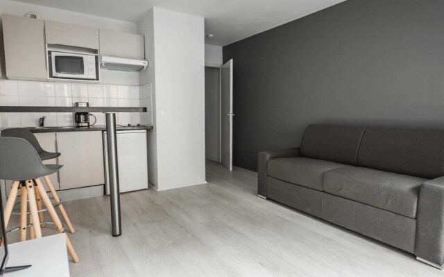 Splendid Studio Near the Wood of Vincennes