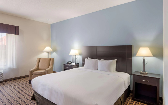 SureStay Plus Hotel by Best Western Coralville Iowa City