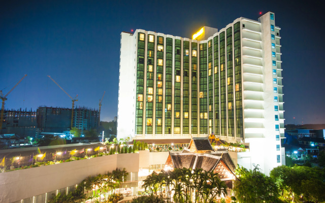 The Empress Hotel Chiang Mai