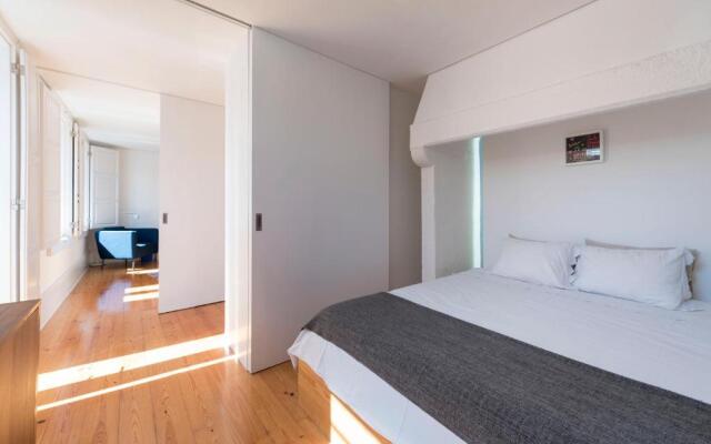 BmyGuest - Almada Garden Apartment