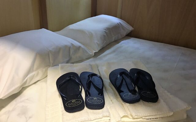 Eleganz Hostel & Suites