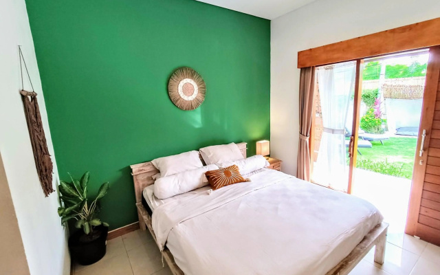 Aghasvina Guest House Canggu – Guest Rooms – Tibubeneng