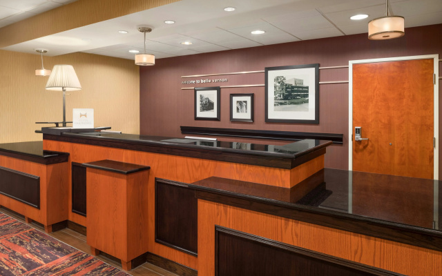 Hampton Inn Belle Vernon