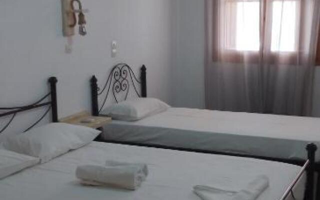 Athina Studio Apartments