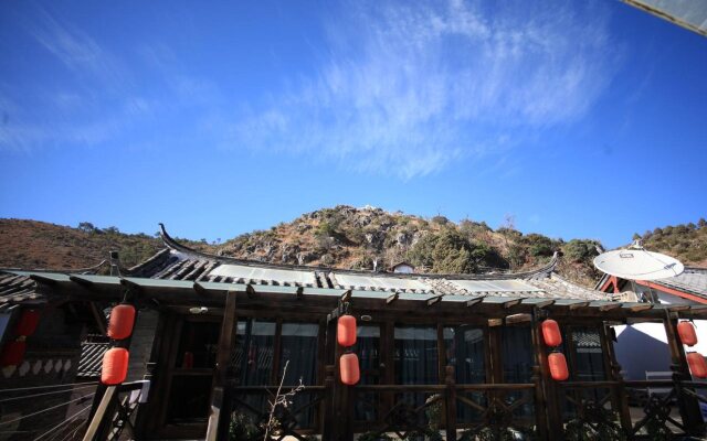 Lijiang Zuixiangsi Inn