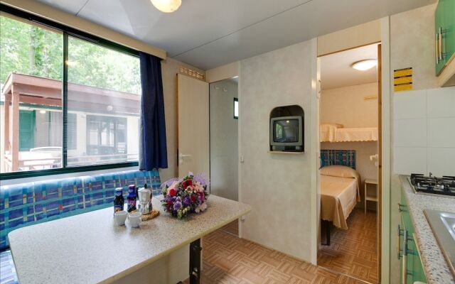 Modern Mobile Home in Cesenatico With Pool Near Seabeach