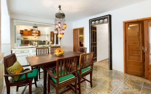 Stunning Moorish villa