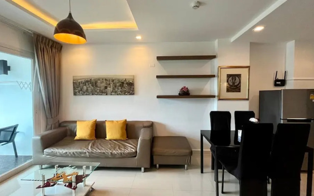 Large 1 Bedroom1 Bathroom 1 km Walking to Patong