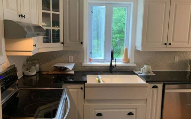 208 Godefroy Casă liniștită cu iaz