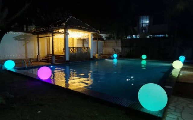 Seremban Resort Villa 163 by Vale Pine