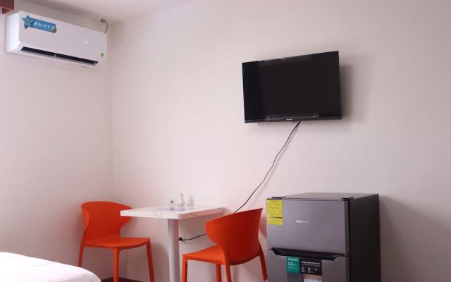 Lucky Home Hotel and Apartment