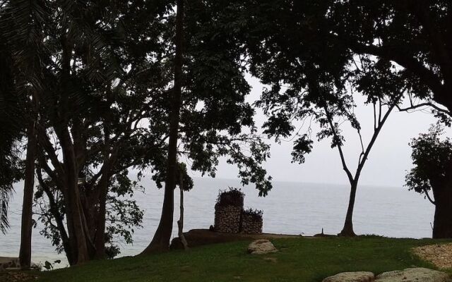 The Estate Ebwerenga