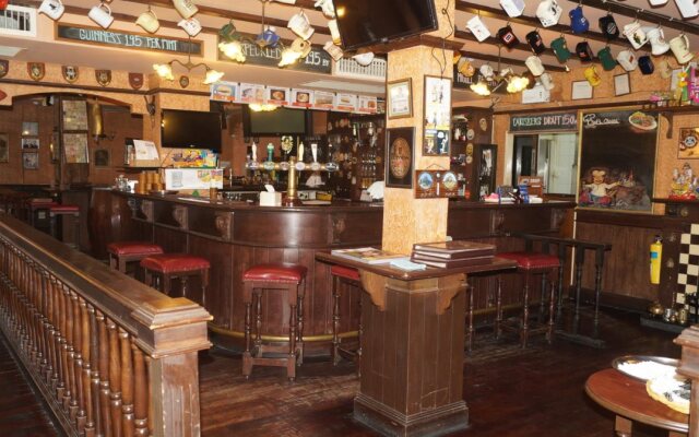 Queen Victoria Inn.
