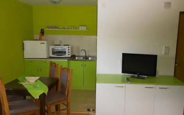 Studios Tri pahulje