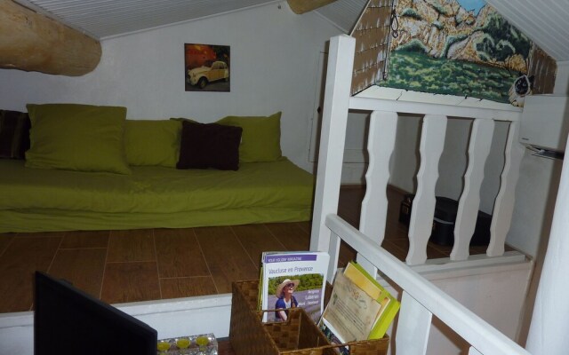 Fa Mille Maison Bleue