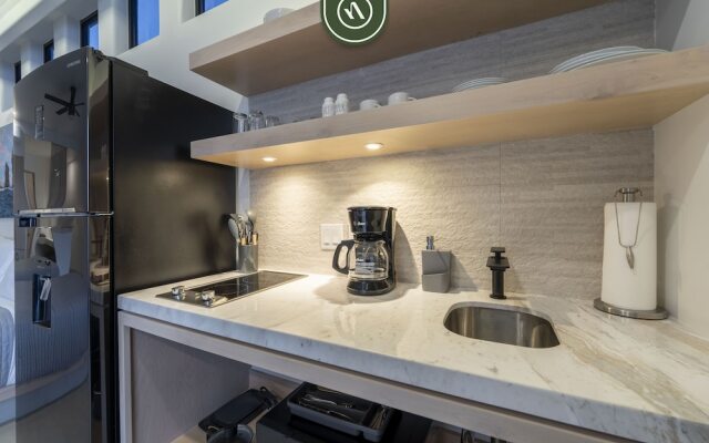 Tower 605 by Naya Homes