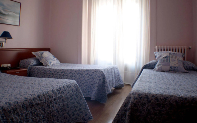 Hostal Santa Cruz