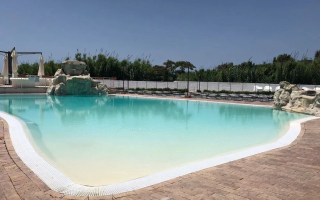 Villaggio Turistico Arco Delle Rose - Campsite