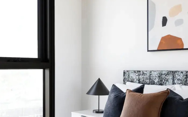 Caulfield Apartments by Urban Rest