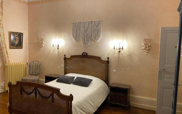 Château de St-fulgent, gîte La Tour