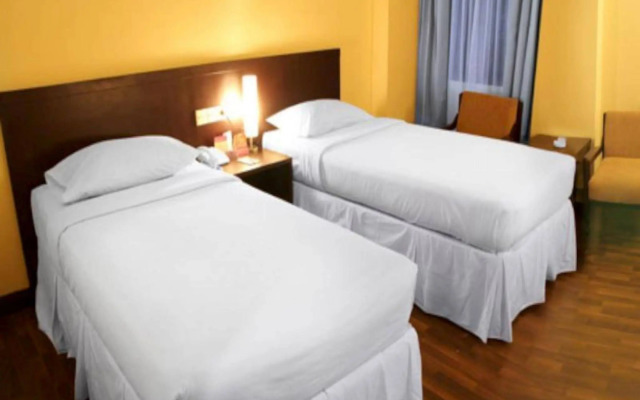Garuda Plaza Hotel