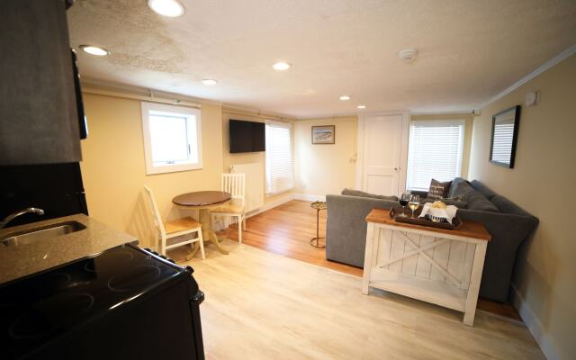 The Kennebunk Inn