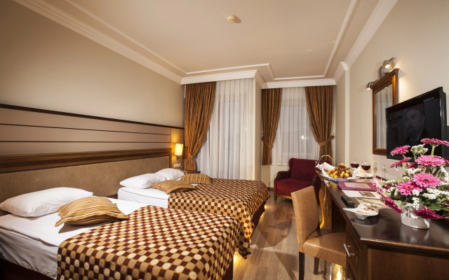 Rox Resort Hotel