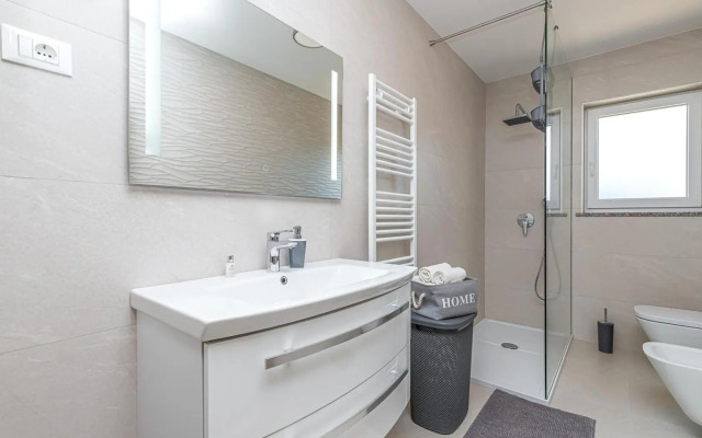 Holiday House Sunrise