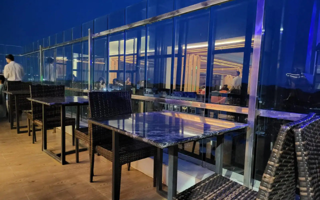 Grand River View Hotel