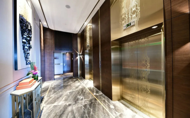 Howard Johnson by Wyndham Huaihai Hotel Shanghai