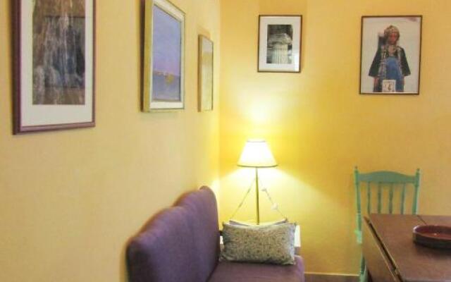 Polytropon Apartments