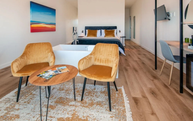 Glow Boutique Suites