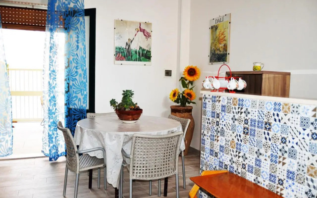 "Oriente Blu" a 400 Mt Dal Mare