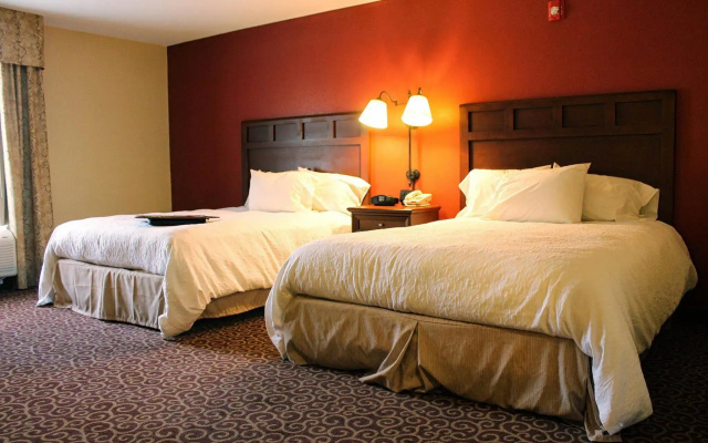 Hampton Inn and Suites Mansfield South