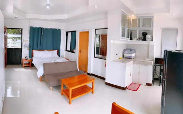 LUNA OSLOB TRAVELLERS INN - Beach Front