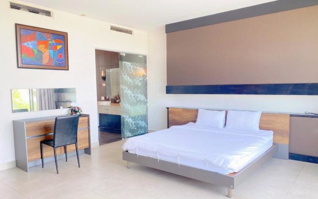 VILLA ARIA RESORT, THE SEA BY 10m,Biển và hồ bơi riêng