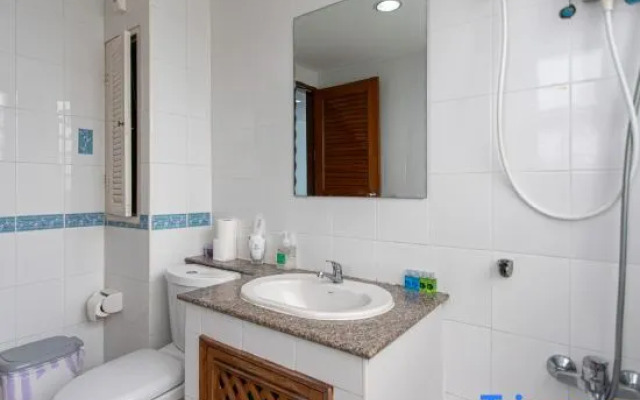 tropical private pool villa