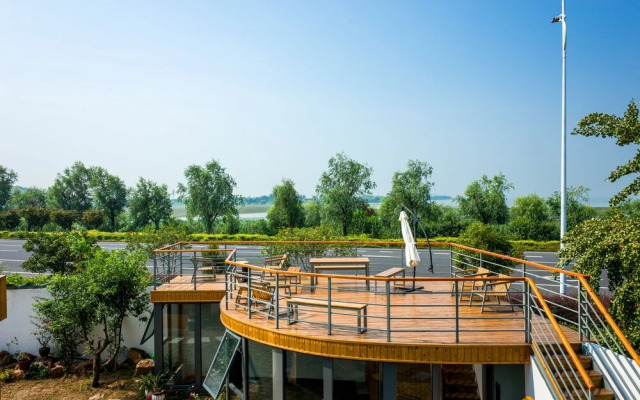 Yansu Sport Culture Guesthouse