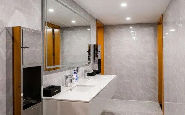 Tianmu Lujia Hotel (Foshan Kuiqi Lu Metro Station New DNA )