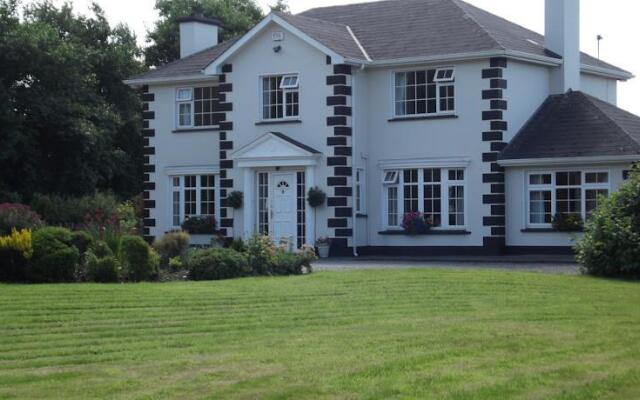 Innwood House