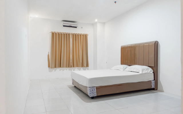 Hotel O Enjoy Homestay & Cafe – Guest Rooms – Makassar
