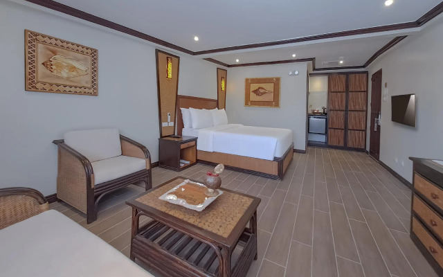 Red Coconut Beach Hotel