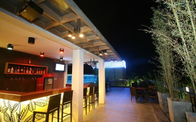 Crown Regency Courtyard Resort