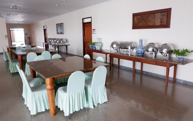 Hotel Grand Tiga Mustika