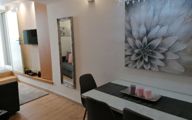 Denis - 50m From sea - A1