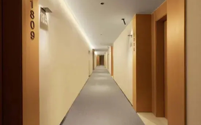 ETant Electrical Sports Apartment (Nanning Yuxi Subway Station Branch)