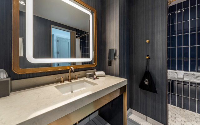 Omni Oklahoma City Hotel