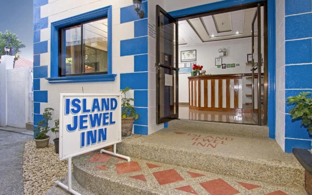 Island Jewel Inn