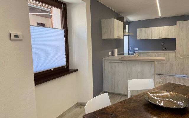 "bright Newly Renovated Apartment Cir Vda Saint-pierre 0014"